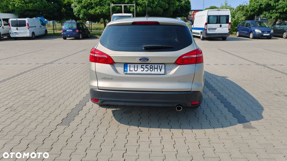 Ford Focus 1.5 EcoBoost SYNC Edition ASS - 4