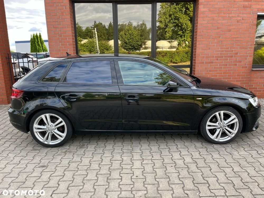 Audi A3 Sportback 2.0 TDI (clean diesel) S tronic S line Sportpaket - 29