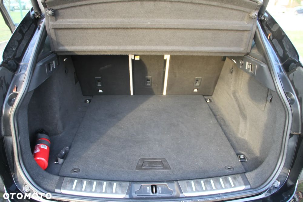 Jaguar F-Pace 3.0 TDV6 AWD S - 12