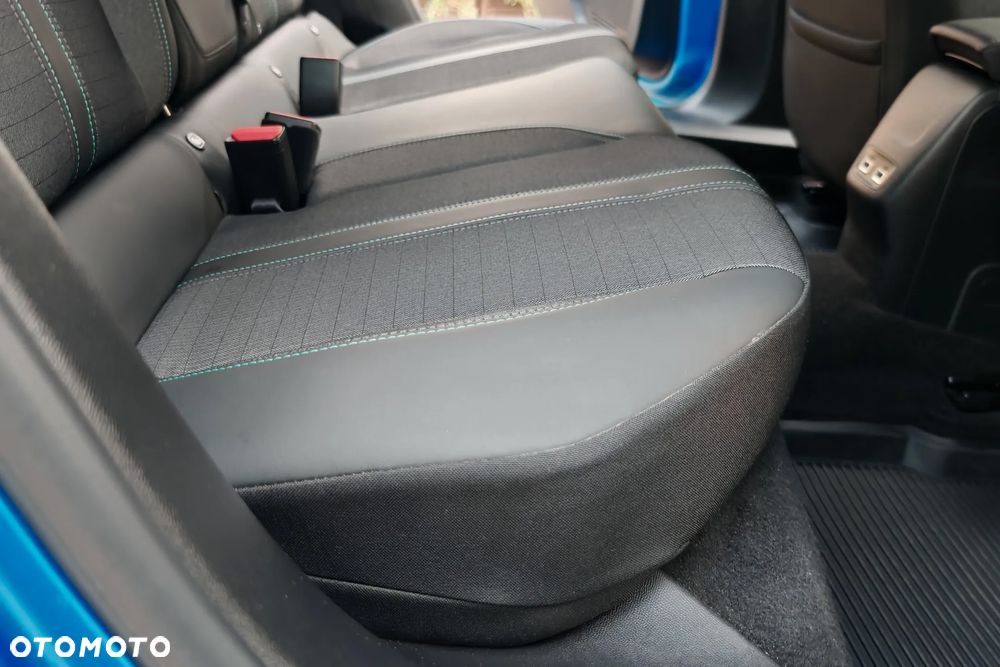 Peugeot 2008 1.2 PureTech Allure S&S - 20
