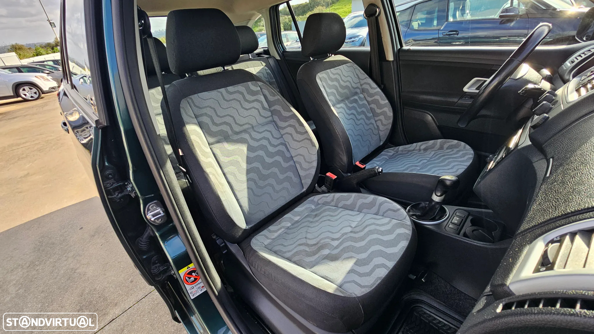 Skoda Fabia Break 1.2 Ambiente - 32