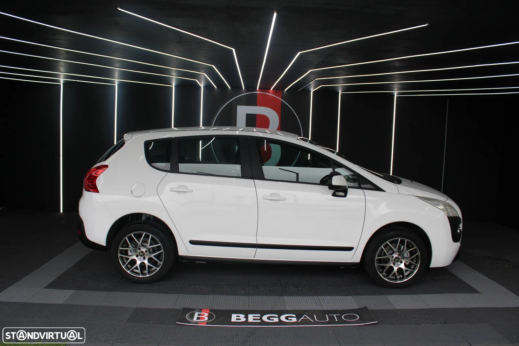 Peugeot 3008 1.6 e-HDi Active 2-Tronic - 1