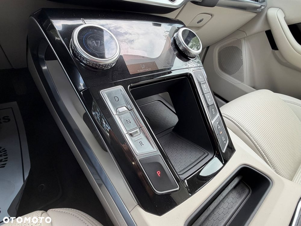 Jaguar I-Pace EV400 90kWh AWD R-Dynamic SE - 28