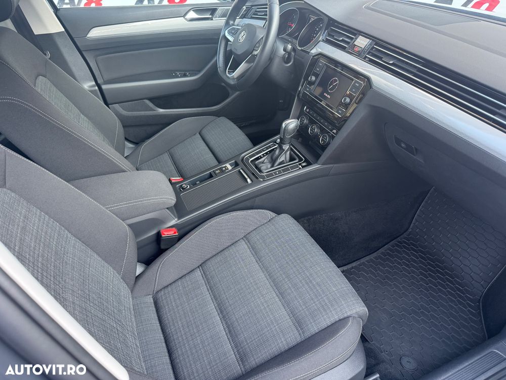 VOLKSWAGEN Passat 2020 — imagine 22