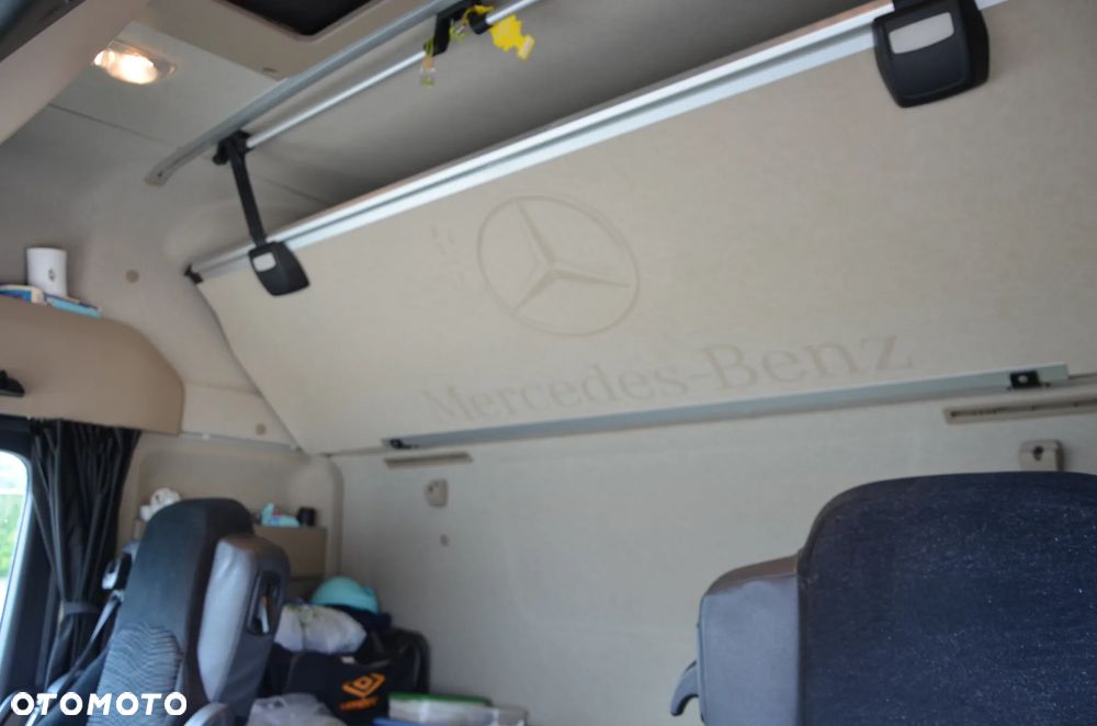 Mercedes-Benz ACTROS MP4 - 20