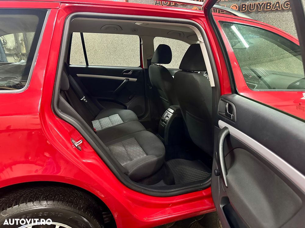 Skoda Octavia 1.6 TDI DPF 4x4 Ambition - 7