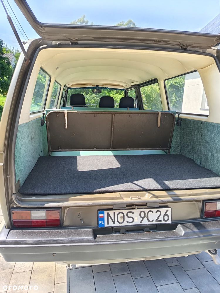 Volkswagen Transporter - 5