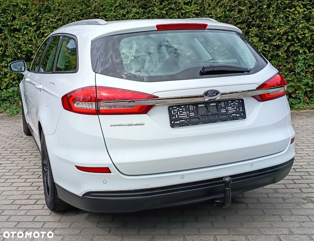 Ford Mondeo 2.0 TDCi STart-Stopp Trend - 13