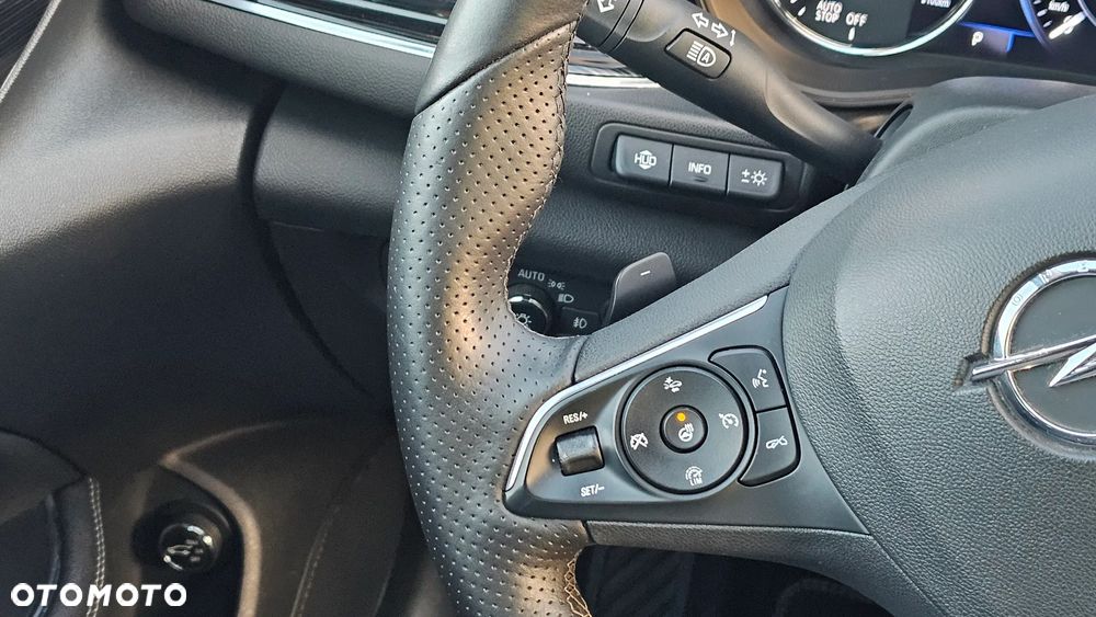 Opel Insignia 2.0 Automatik Business Innovation - 24