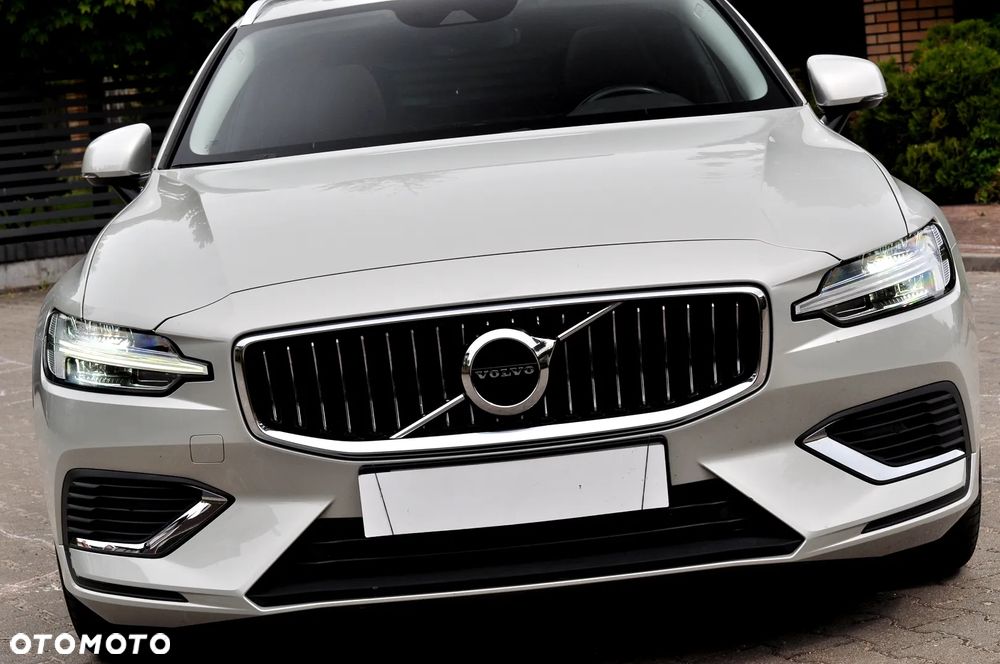 Volvo V60 T6 AWD Recharge Geartronic Inscription - 10