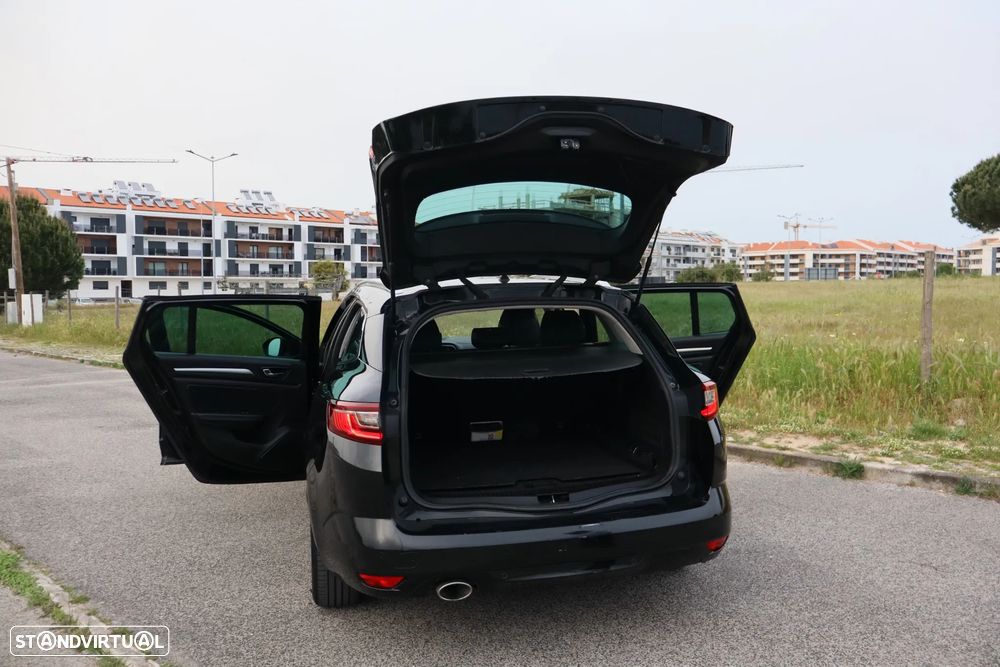 Renault Mégane Sport Tourer ENERGY dCi 110 EDC BOSE EDITION - 28