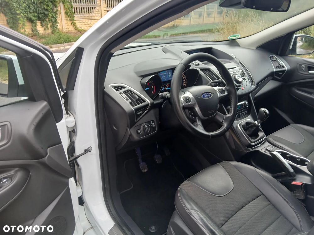 Ford Kuga 2.0 TDCi 4x4 Individual - 23
