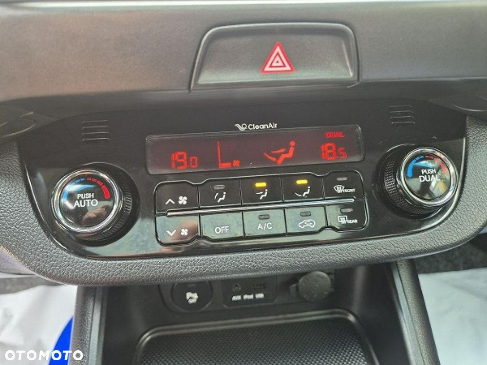 Kia Sportage - 40