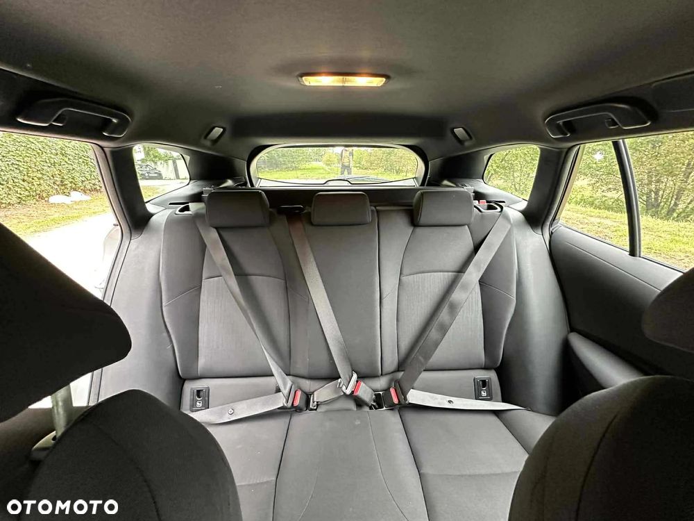 Toyota Corolla 1.2 T Active - 12