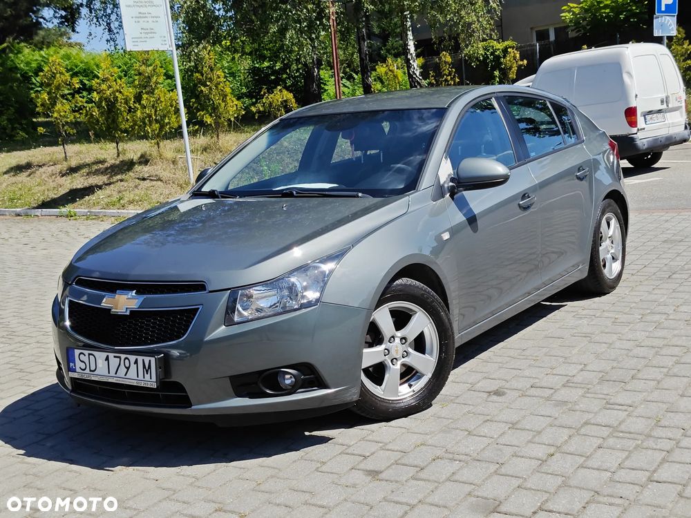 Chevrolet Cruze 1.6 LT - 3