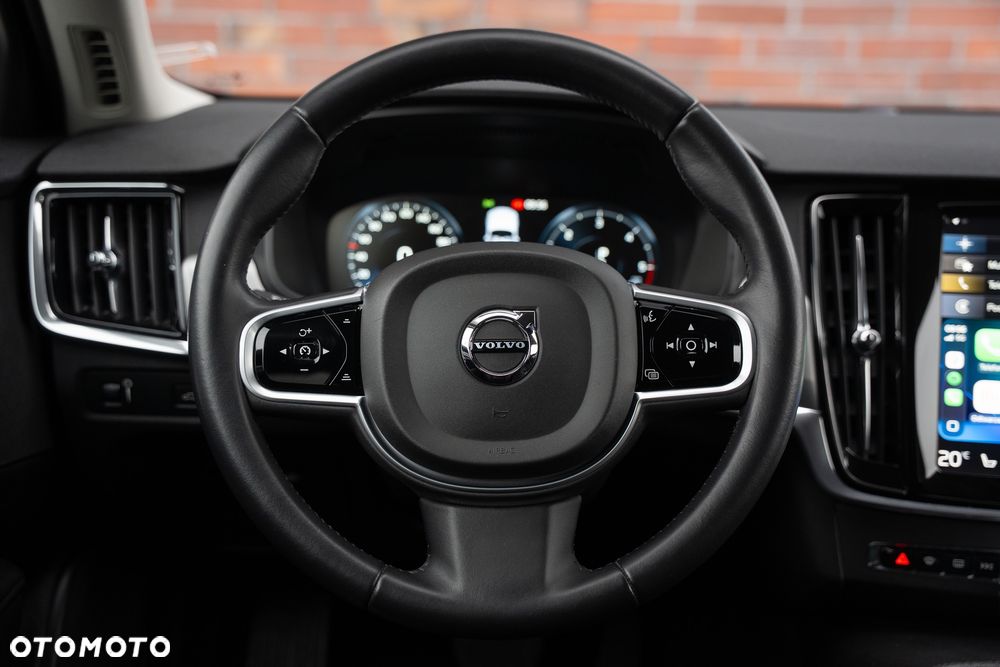 Volvo V90 D3 Geartronic Momentum Pro - 30