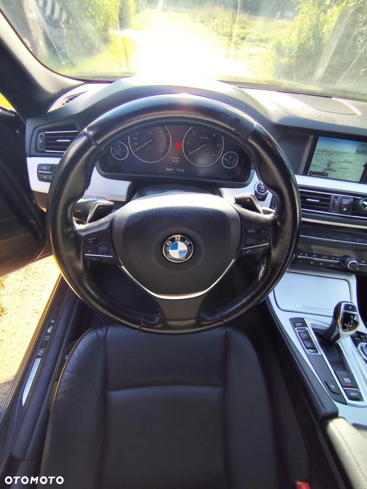 BMW Seria 5 - 11