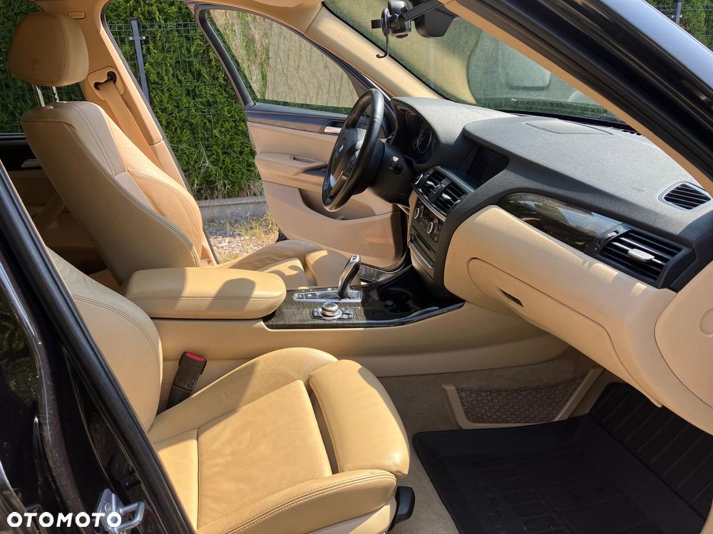 BMW X3 xDrive20d - 14