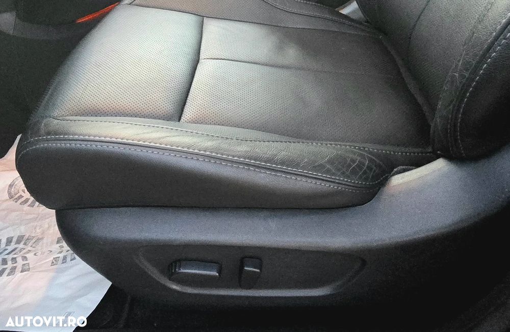 Nissan Qashqai 1.6 DCI Xtronic TEKNA - 10