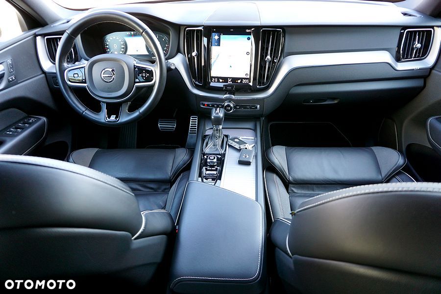 Volvo XC 60 D4 Geartronic RDesign - 31