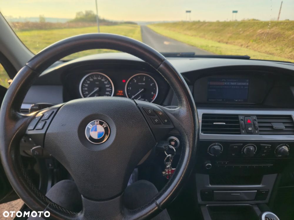 BMW Seria 5 520d - 18