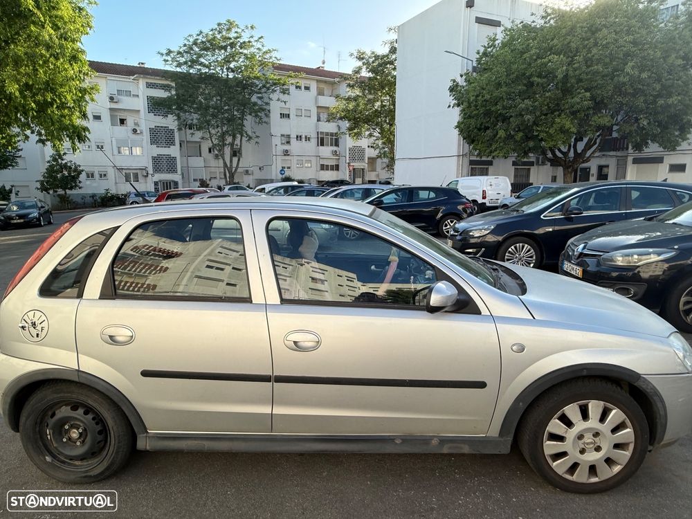 Opel Corsa 1.2 Twinport Silver - 4