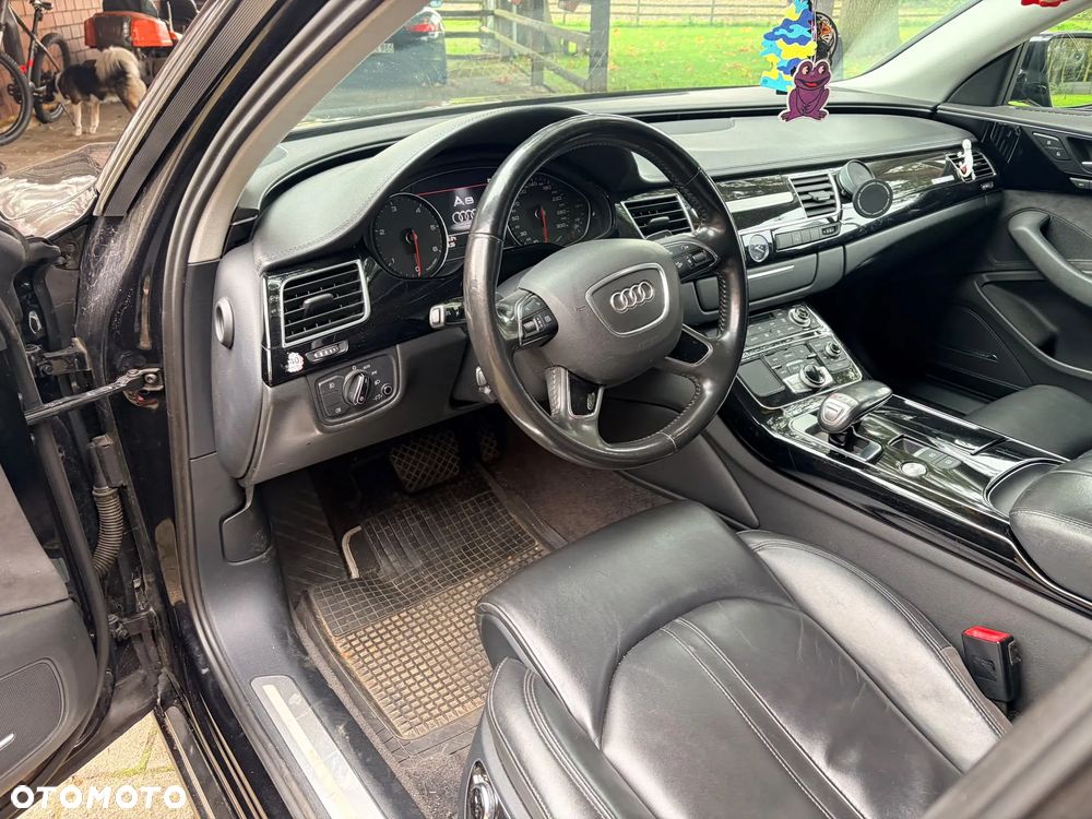 Audi A8 - 7
