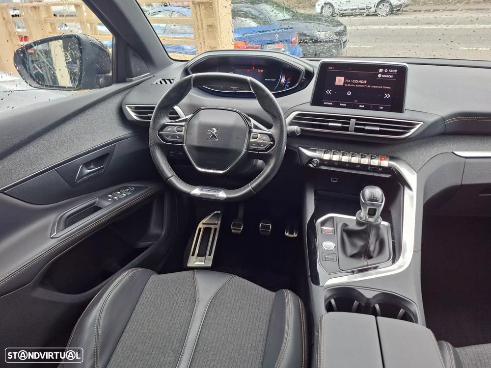 Peugeot 5008 1.2 PureTech GT Line - 24