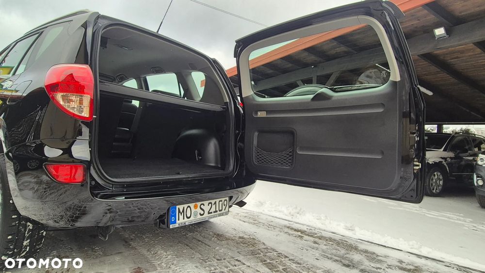 Toyota RAV4 2.0 VVT-i Premium - 31