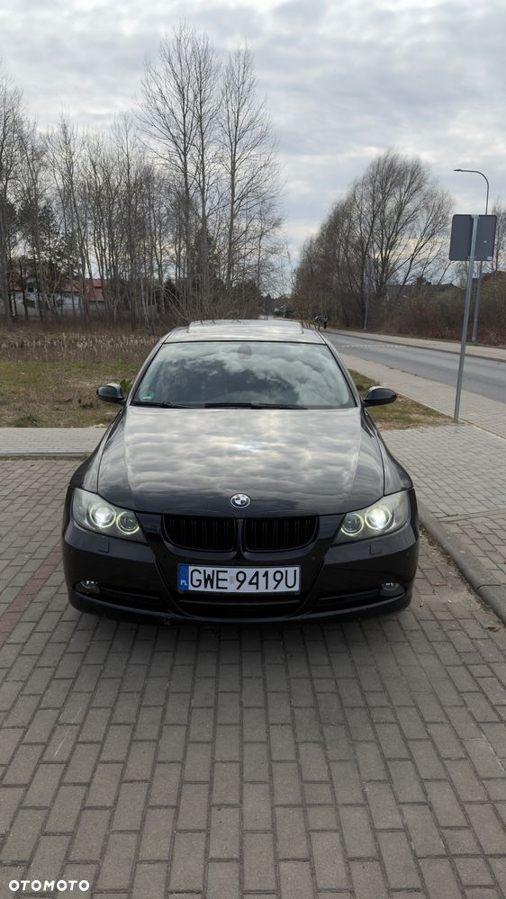 BMW Seria 3 325i - 14
