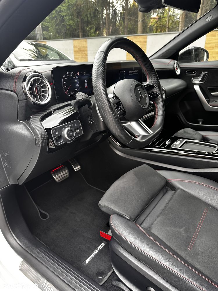 Mercedes-Benz CLA - 29