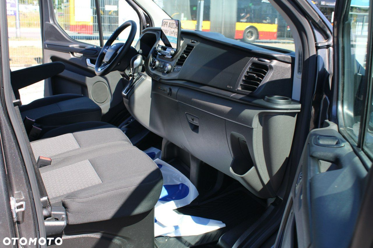 Ford Transit Custom - 32