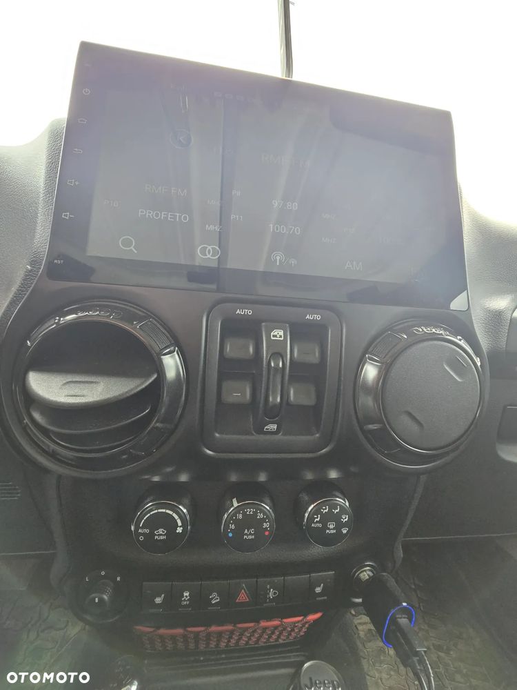 Jeep Wrangler 3.6 Unlim Rubicon - 12