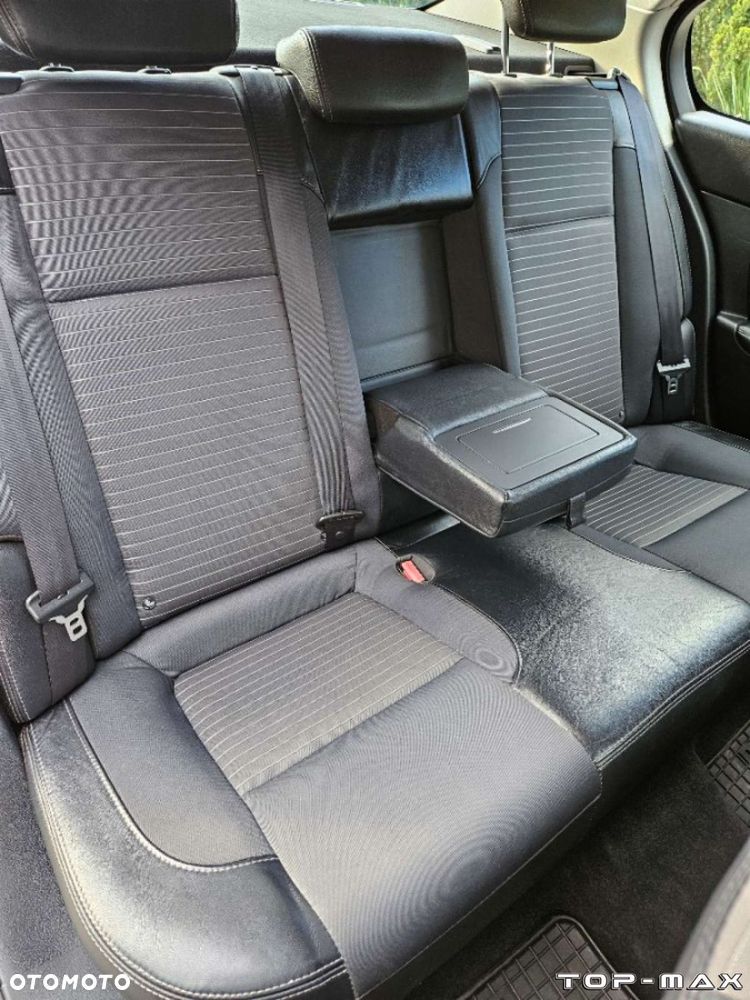 Renault Latitude - 18