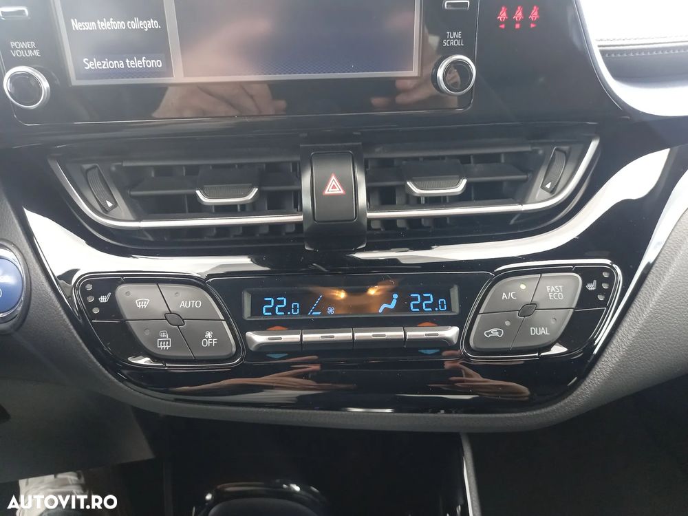 Toyota C-HR - 21