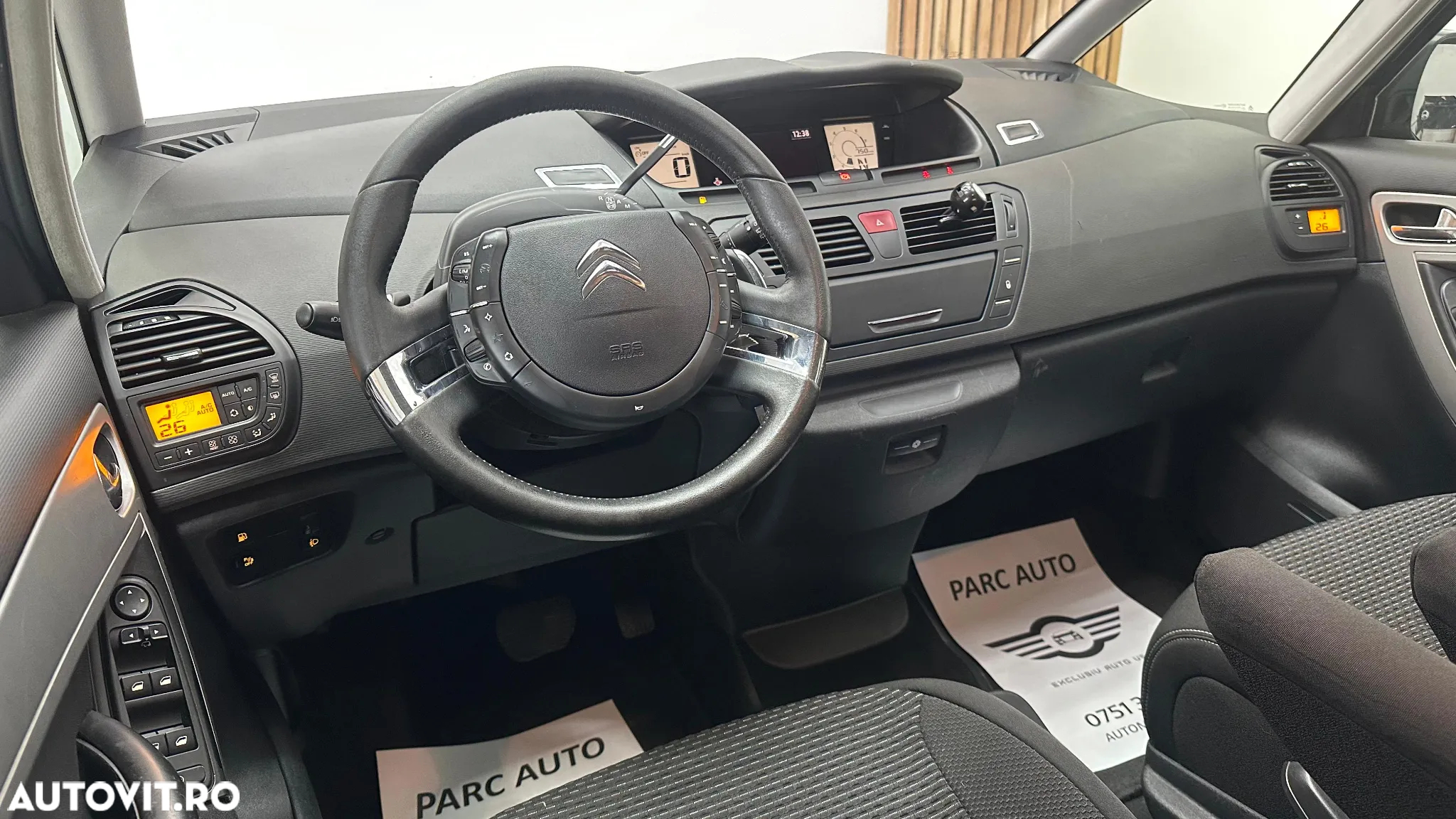 Citroën C4 Grand Picasso - 16