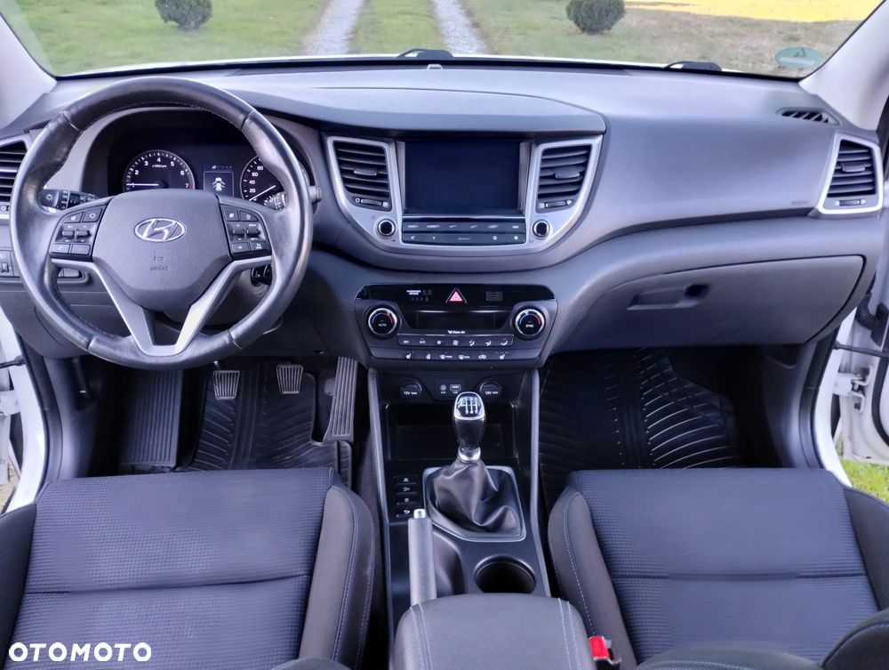 Hyundai Tucson 1.6 GDi 2WD Trend - 27