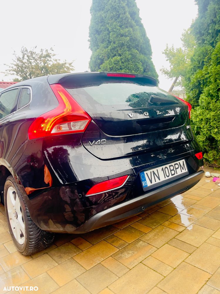 Volvo V40 D2 - 5