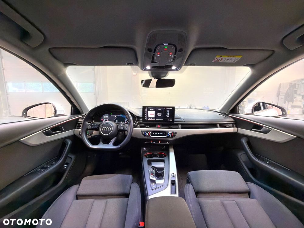 Audi A4 Limousine - 30