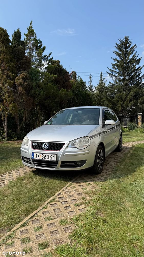 Volkswagen Polo 1.4 16V Sportline - 1