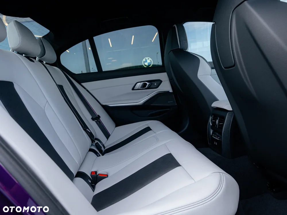 BMW M3 Competition M xDrive - 18