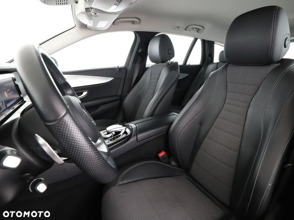 Mercedes-Benz Klasa E 220 d 4-Matic All-Terrain Avantgarde - 14