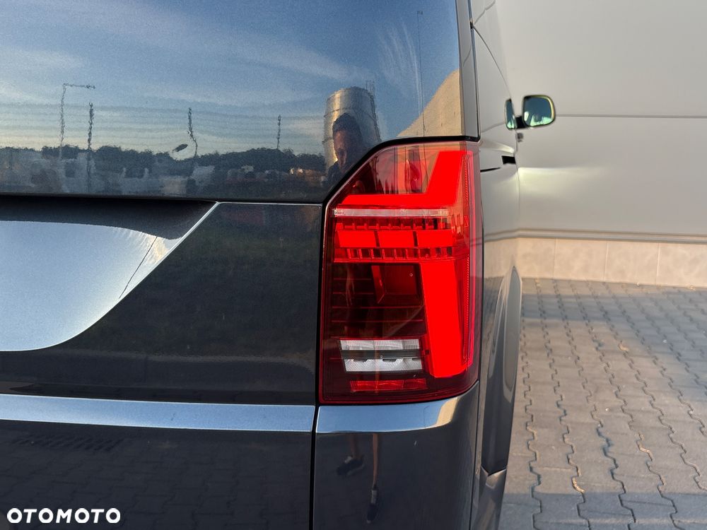 Volkswagen Transporter Kombi L2H1 DSG - 32
