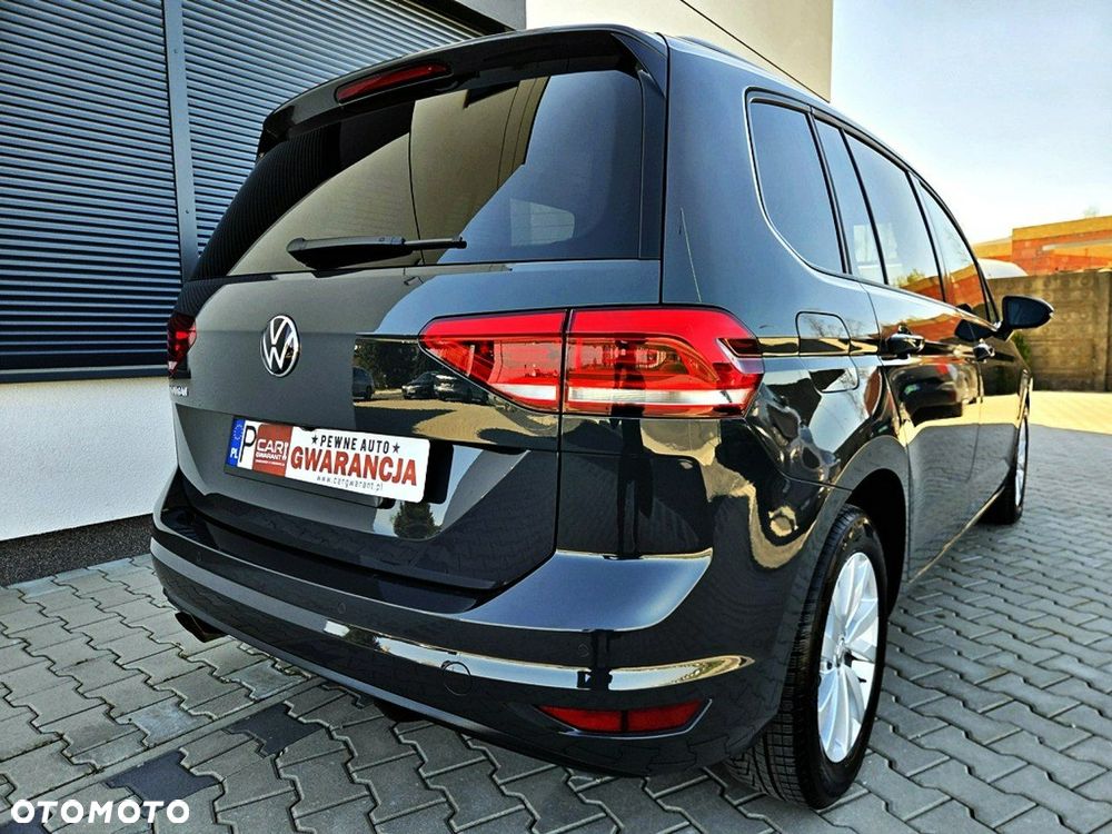 Volkswagen Touran - 3