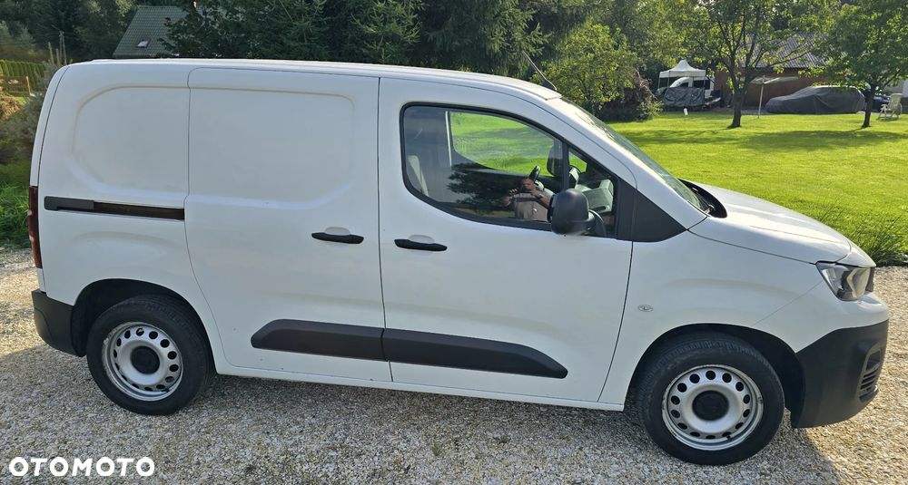 Peugeot PARTNER - 4