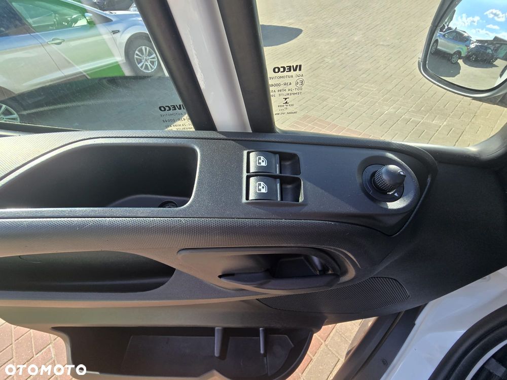 Iveco 35S16 - 16