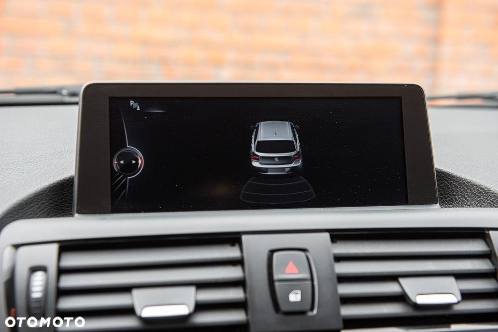 BMW Seria 1 116d Sport Line - 21