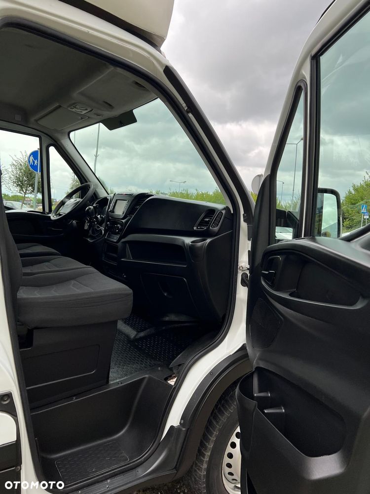 Iveco 35s14 Kontener - 13