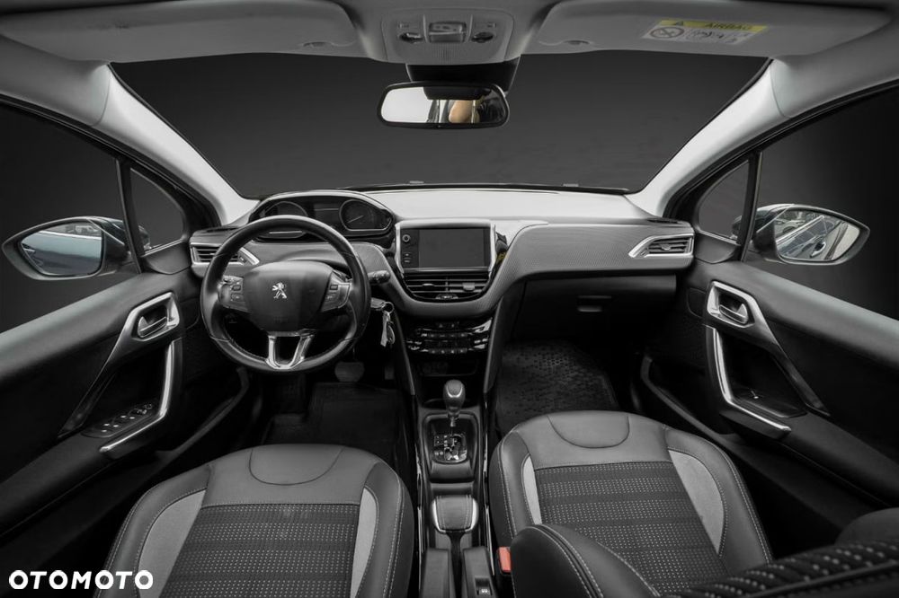 Peugeot 2008 PureTech 110 GPF Stop&Start EAT6 Allure - 18