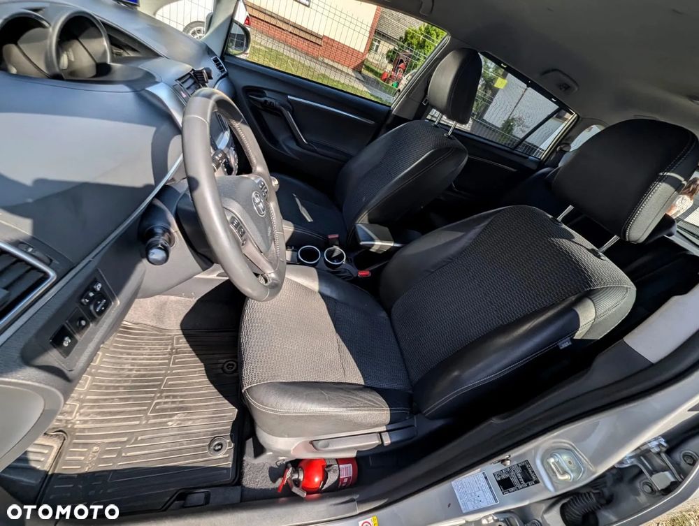 Toyota Verso 2.2 D-CAT Prestige - 13